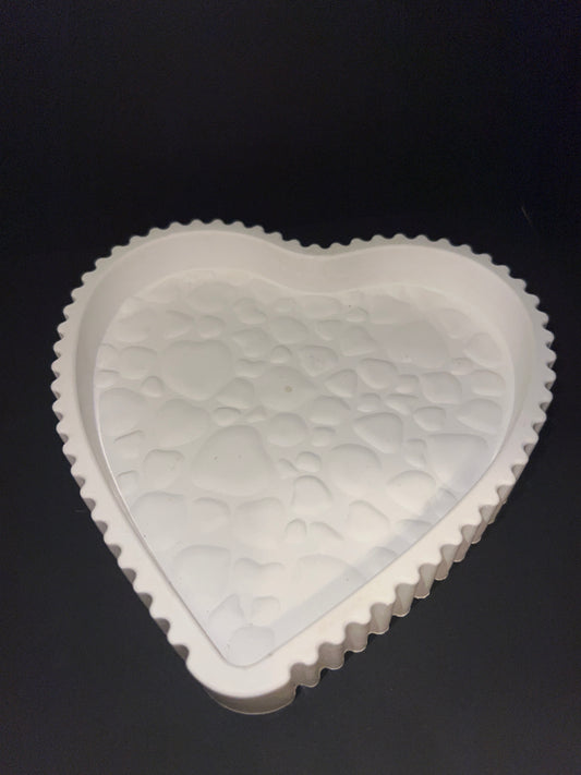 Schale  herzförmig Relief gestreift
