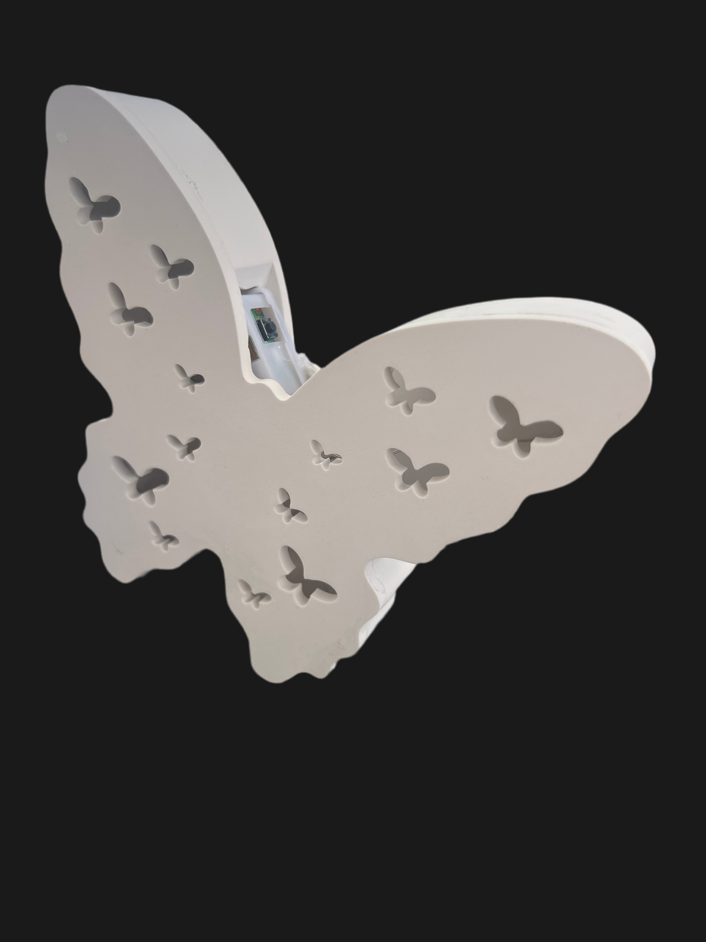 Schmetterling weiß Hohlraumfigur aus Keramik handgefertigt „butterfly“ mit LED- Beleuchtung